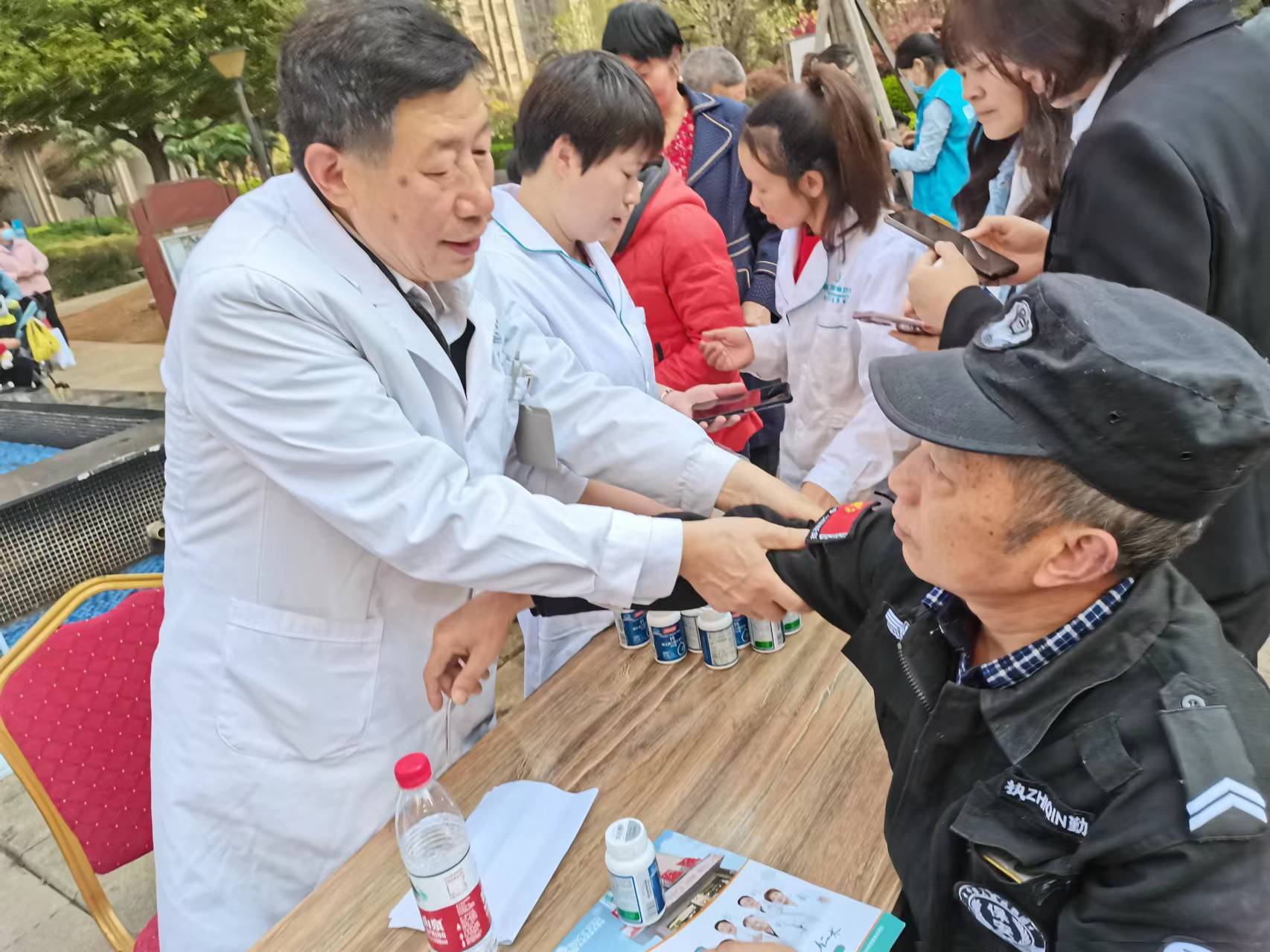 上海最新24小时高价回收医保长沙方法分析(最方便真实的上海长沙医废处理方法)