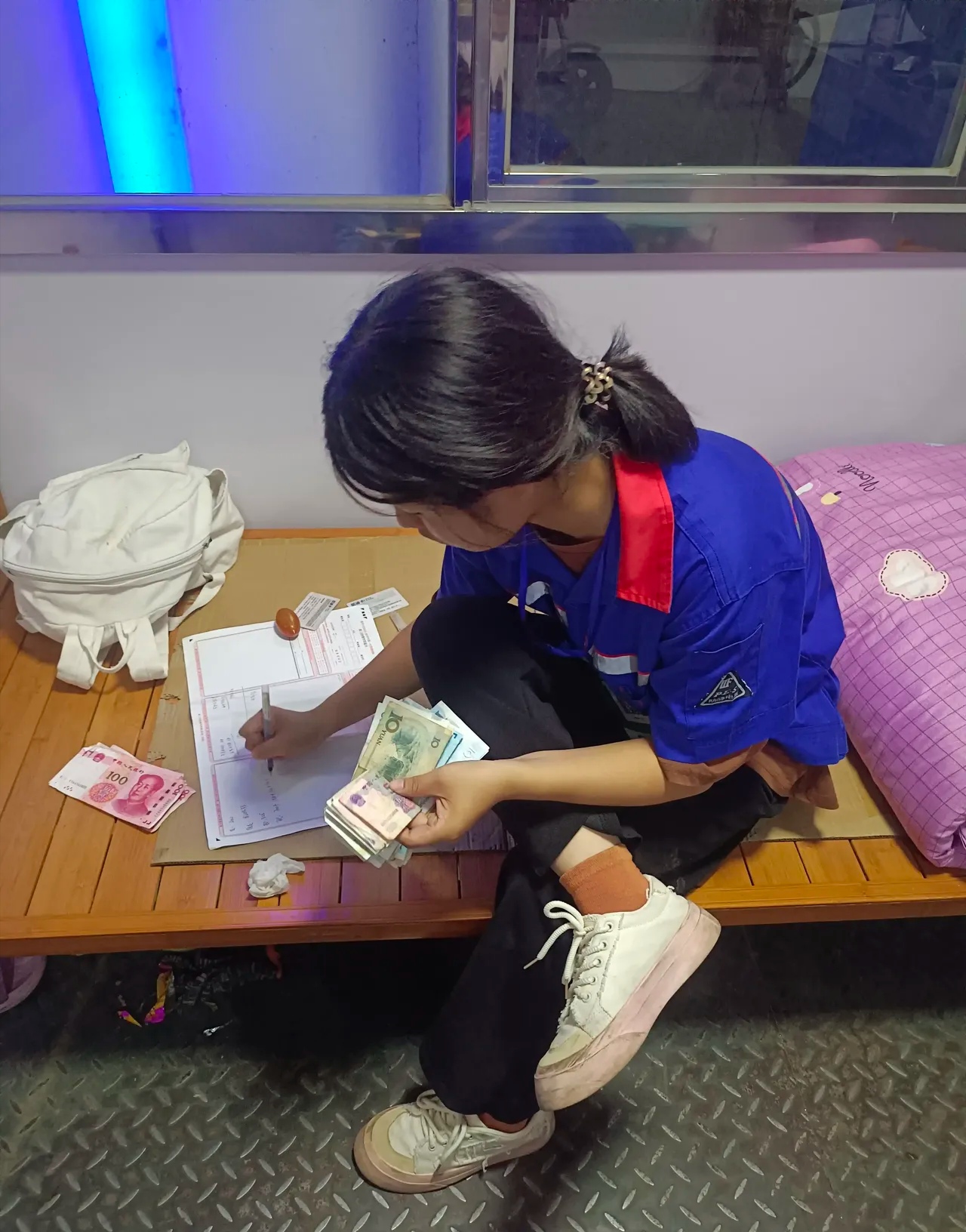 上海最新回收医保卡是收里面的钱方法分析(最方便真实的上海医保卡回收比例是多少方法)